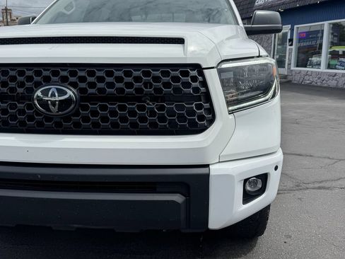 Used 2019 Toyota Tundra SR5 AWD/4WD image 3