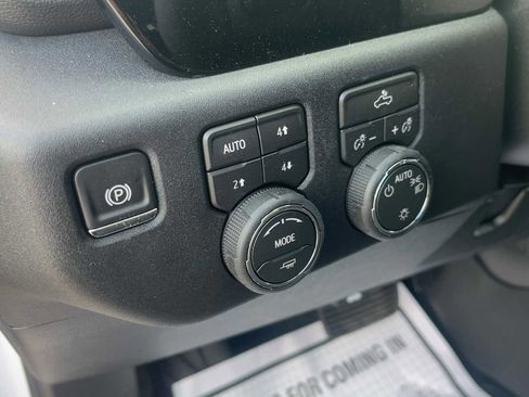 New 2026 Chevrolet Silverado 1500 LT w/ Z71 Off-Road Package AWD/4WD image 14