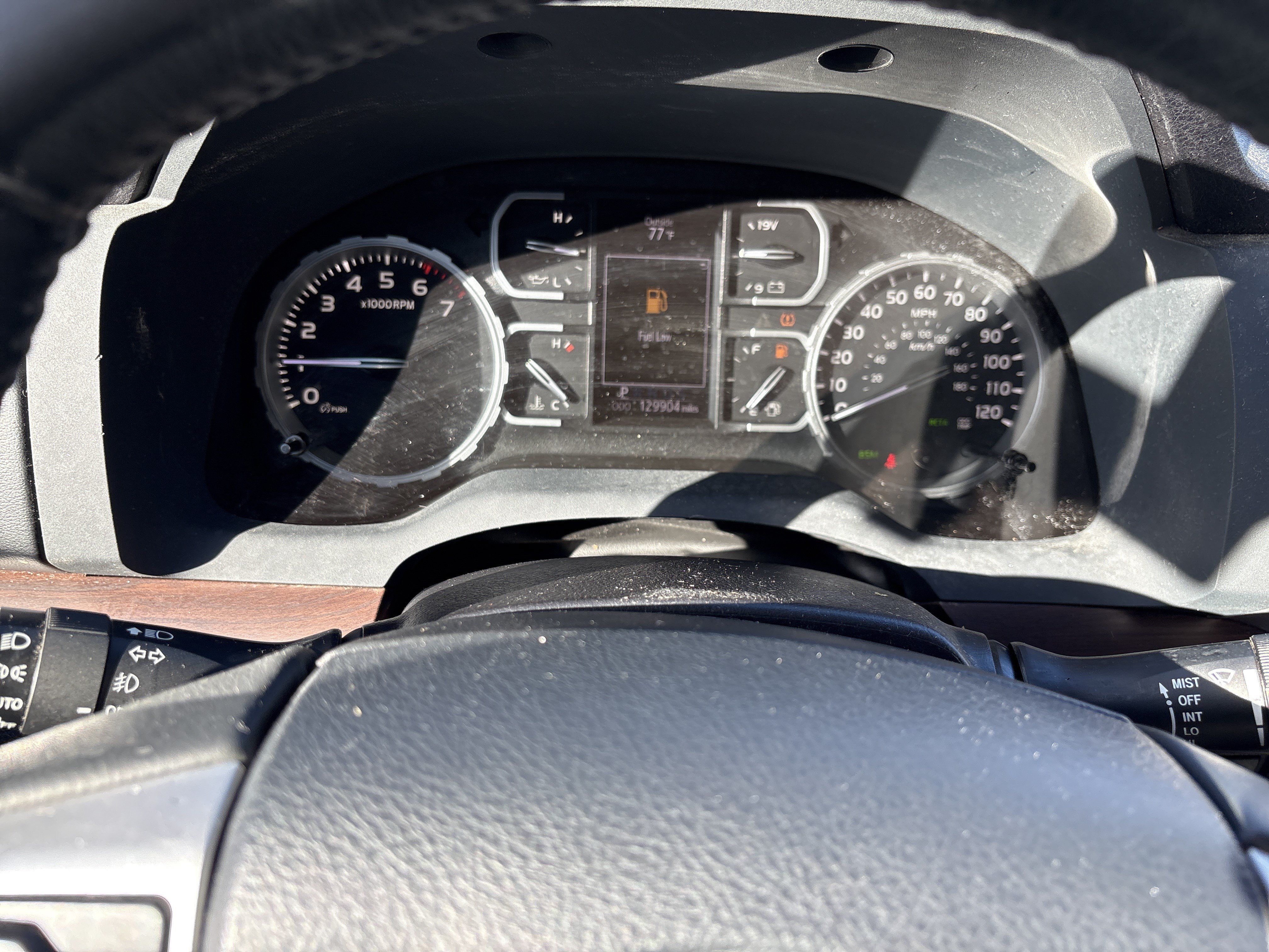 Used 2019 Toyota Tundra Limited w/ Limited Premium Package AWD/4WD image 17