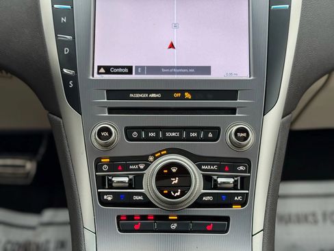 Used 2019 Lincoln MKZ Reserve w/ Reserve Plus Package image 26