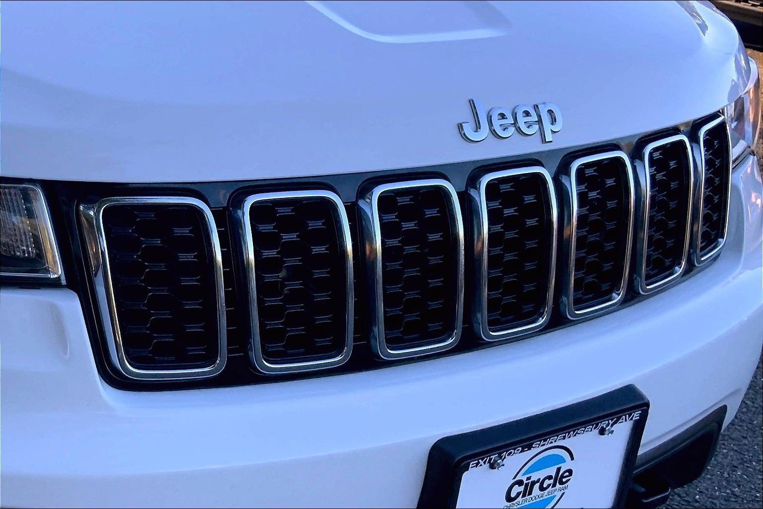 Used 2020 Jeep Grand Cherokee Laredo w/ Quick Order Package 2BN North AWD/4WD image 26