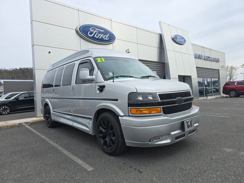 Used 2021 Chevrolet Express 2500 LS w/ Enhanced Convenience Package RWD image 1