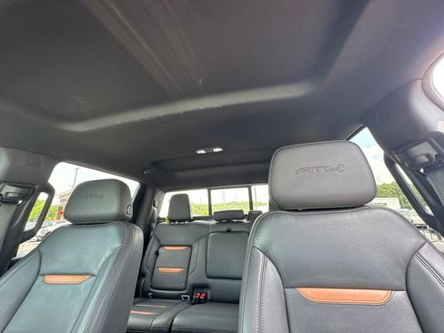 Used 2022 GMC Sierra 1500 AT4 w/ AT4 Premium Package AWD/4WD image 34