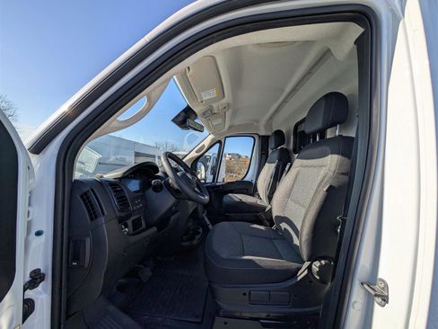 New 2025 RAM ProMaster 1500 w/ Premium Convenience Group image 12