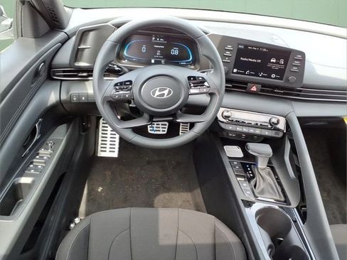 New 2026 Hyundai Elantra SEL Sport FWD image 14
