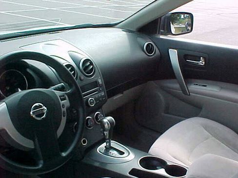 Used 2009 Nissan Rogue S image 17