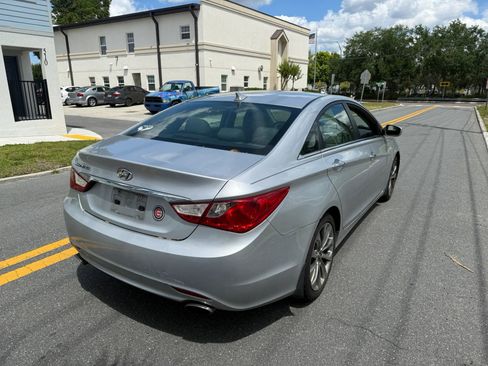 Used 2011 Hyundai Sonata SE FWD image 6