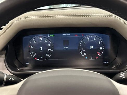 Used 2021 Land Rover Defender 110 SE image 30