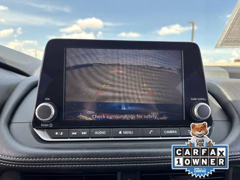 Used 2024 Nissan Rogue SV FWD image 25