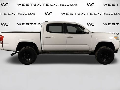 Used 2017 Toyota Tacoma SR w/ SR Convenience Package RWD image 36