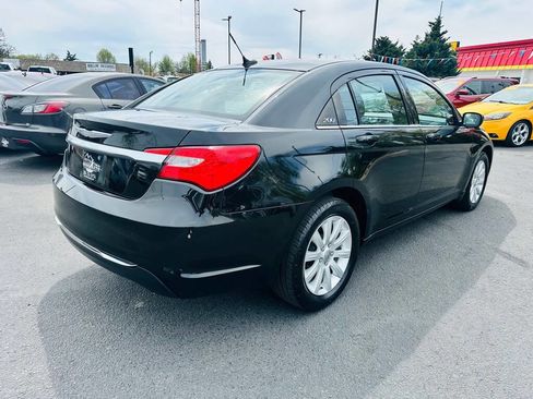 Used 2012 Chrysler 200 Touring image 7