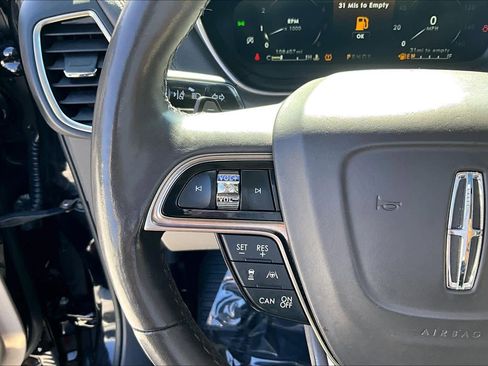 Used 2019 Lincoln Nautilus Reserve w/ Driver Assistance Package image 23