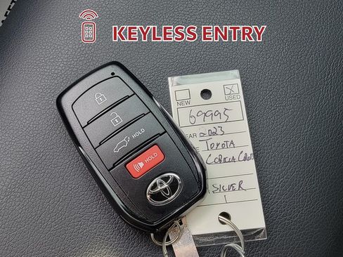 Used 2023 Toyota Corolla Cross AWD Hybrid w/ Convenience Package image 32