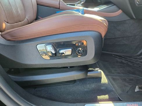 Used 2020 BMW X7 xDrive40i w/ Premium Package image 68