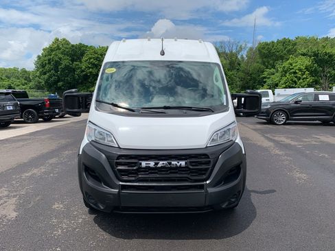 Used 2023 RAM ProMaster 2500 FWD image 9