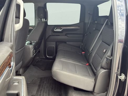 Used 2022 GMC Sierra 1500 Elevation w/ X31 Off-Road Package AWD/4WD image 25