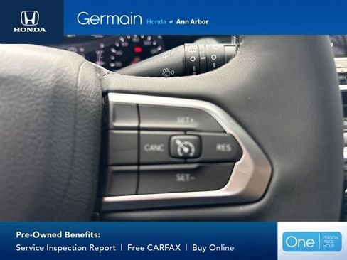 Used 2023 Jeep Compass Latitude AWD/4WD image 23