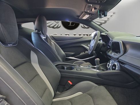 Used 2018 Chevrolet Camaro SS image 15