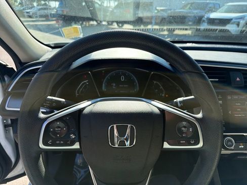 Used 2018 Honda Civic EX image 19