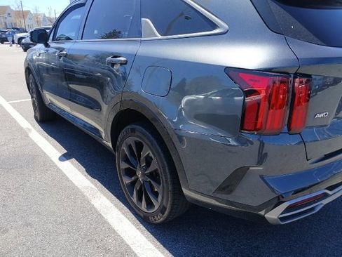 Used 2021 Kia Sorento SX AWD/4WD image 4