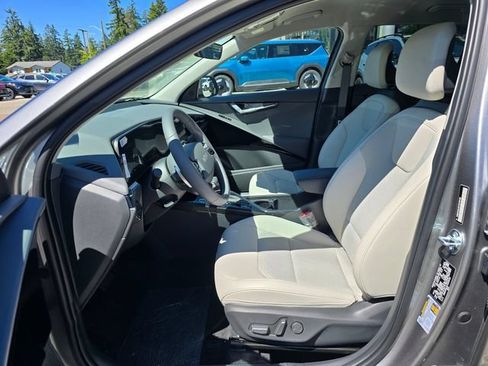 New 2026 Kia Niro EX FWD image 18
