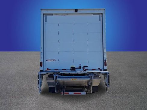 Used 2023 Ford F650 2WD Regular Cab Super Duty image 5