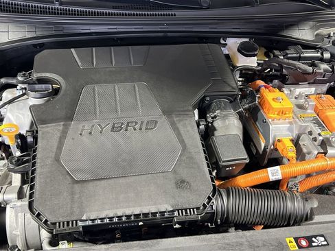 Used 2023 Hyundai Elantra Blue w/ Preferred Accessory Package image 29