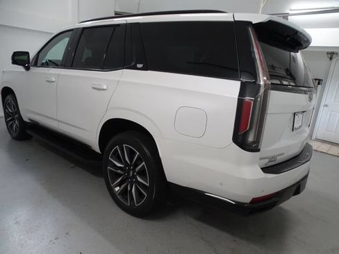 Used 2023 Cadillac Escalade Sport Platinum AWD/4WD image 22