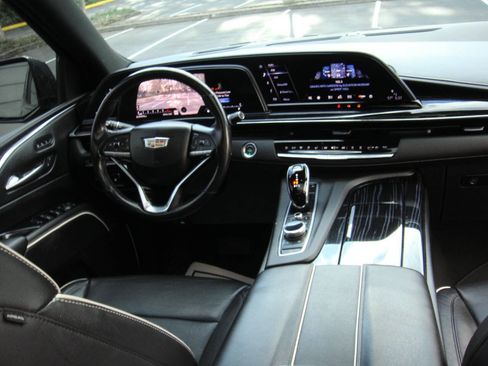 Used 2021 Cadillac Escalade Sport w/ Driver Assist Tech Package image 22