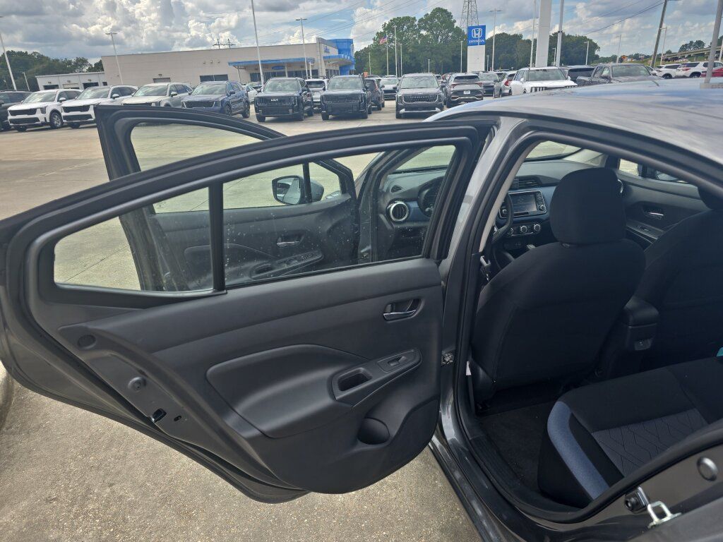 Used 2025 Nissan Versa SV w/ Trunk Package FWD image 13