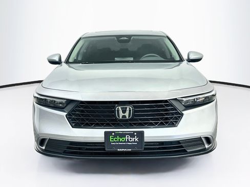Used 2024 Honda Accord EX image 2