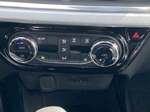 New 2026 Chevrolet Trax LT w/ LT Convenience Package image 11