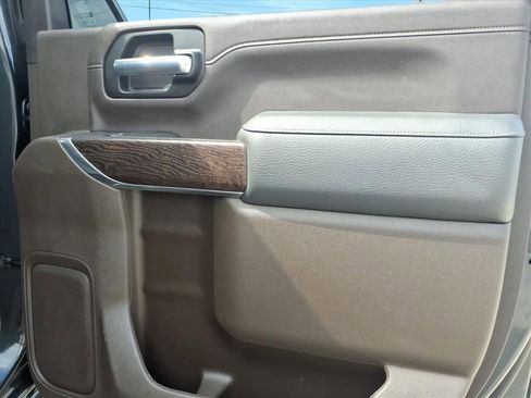 Used 2023 GMC Sierra 2500 Denali w/ Denali Ultimate Package image 15