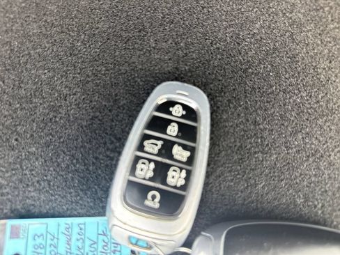 Used 2024 Hyundai Tucson Limited AWD/4WD image 43