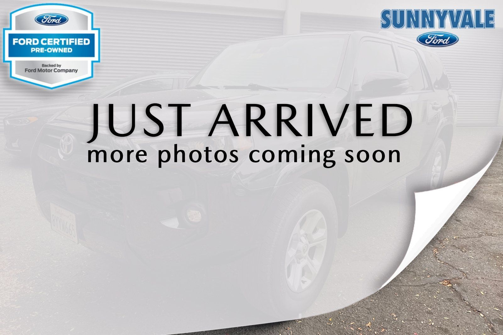 Used 2022 Toyota 4Runner SR5 Premium w/ Moonroof Package AWD/4WD image 1