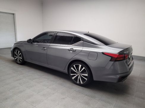 Used 2022 Nissan Altima 2.5 SR FWD image 3