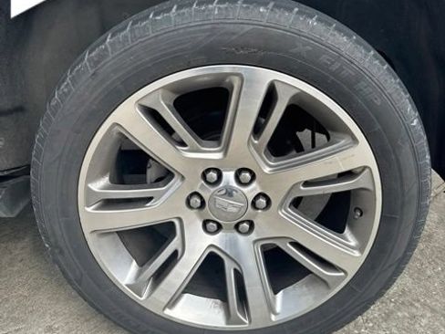 Used 2015 Cadillac Escalade Premium AWD/4WD image 10