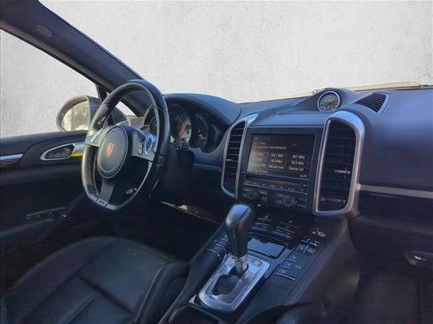 Used 2012 Porsche Cayenne S AWD/4WD image 23