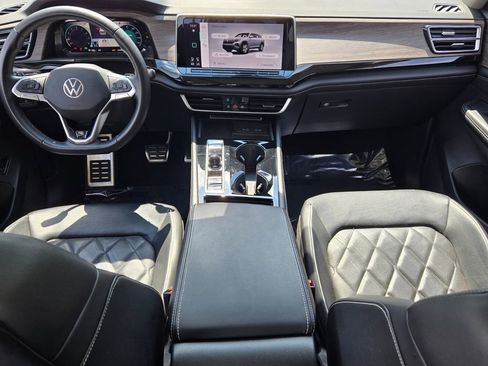 Certified 2024 Volkswagen Atlas SEL Premium R-Line image 13