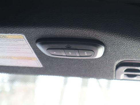 Used 2022 Jeep Wrangler Unlimited Sahara image 35