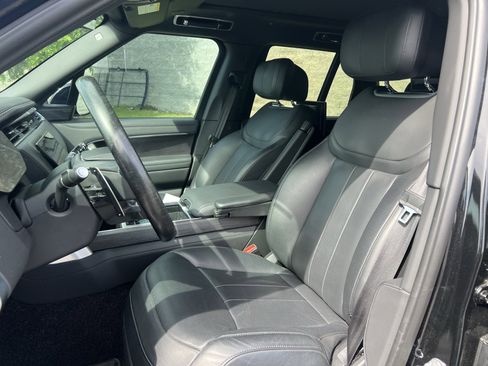Used 2024 Land Rover Range Rover Autobiography image 14