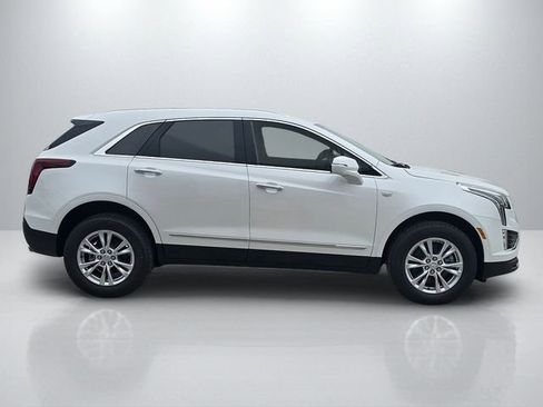 New 2026 Cadillac XT5 Luxury image 4