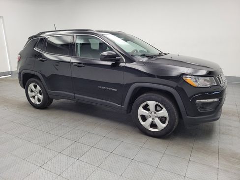 Used 2019 Jeep Compass Latitude w/ Cold Weather Group AWD/4WD image 11