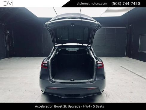 Used 2023 Tesla Model Y Long Range AWD/4WD image 39