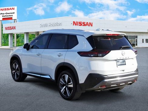 Certified 2023 Nissan Rogue SL w/ SL Premium Package image 3