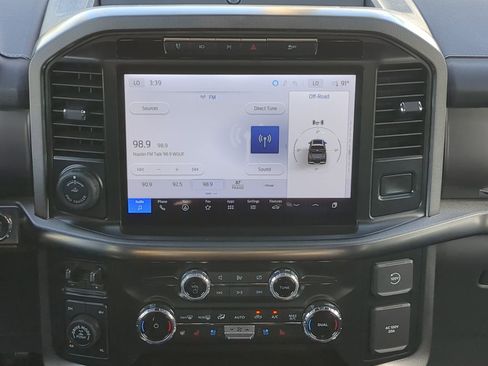 Used 2024 Ford F150 Platinum image 18