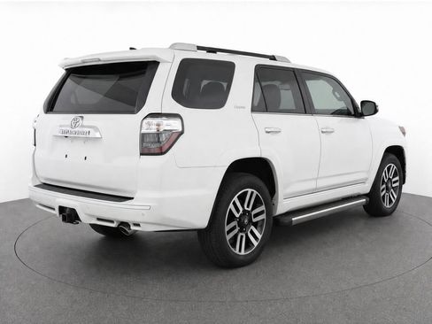 Used 2023 Toyota 4Runner Limited AWD/4WD image 5