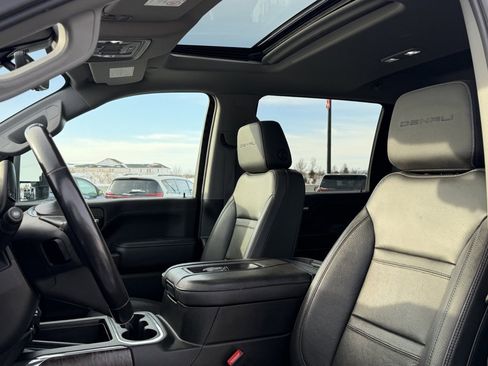 Used 2022 GMC Sierra 2500 Denali w/ Denali Ultimate Package image 27