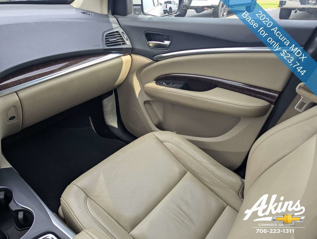 Used 2020 Acura MDX FWD image 17