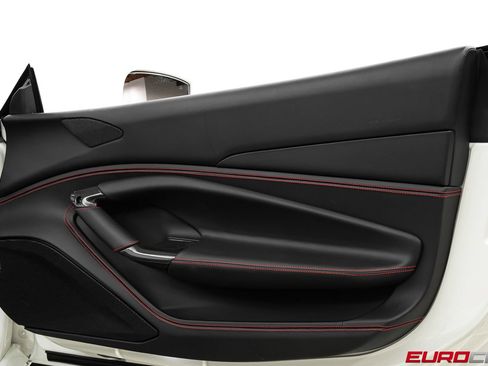 Used 2023 Ferrari F8 Tributo RWD image 29